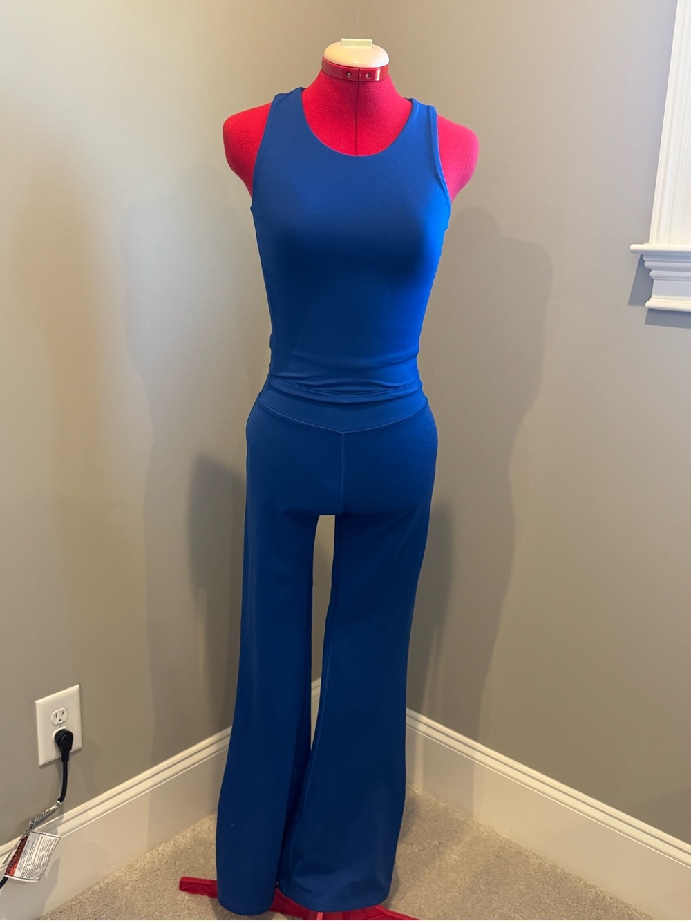 Victorias Secret Love Cloud Blue Heart Seam leggings with workout top set